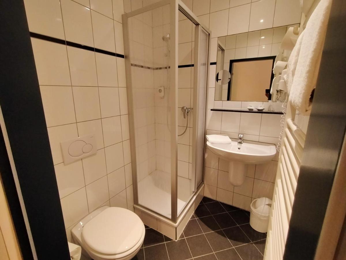 Hotel Xtra Gleis Хёрстель Экстерьер фото