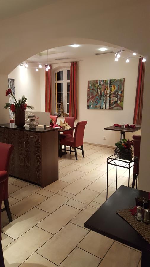 Hotel Xtra Gleis Хёрстель Экстерьер фото