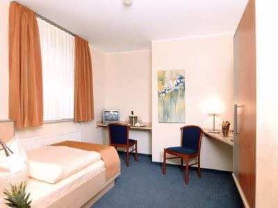 Hotel Xtra Gleis Хёрстель Экстерьер фото